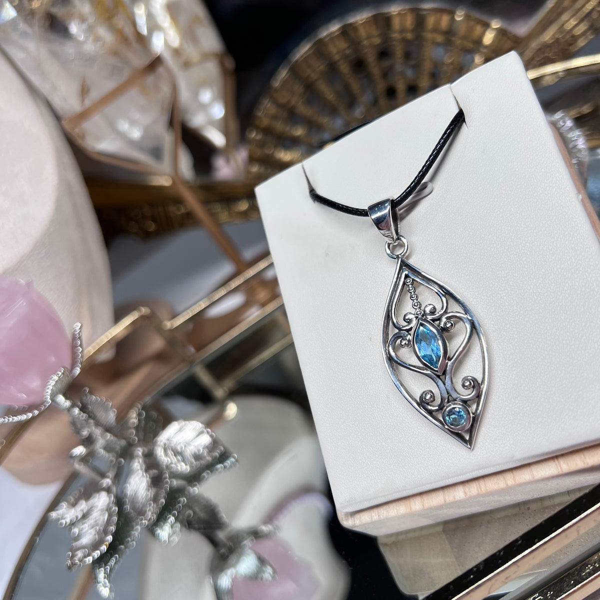 Faceted Blue Topaz pendant - 925 silver