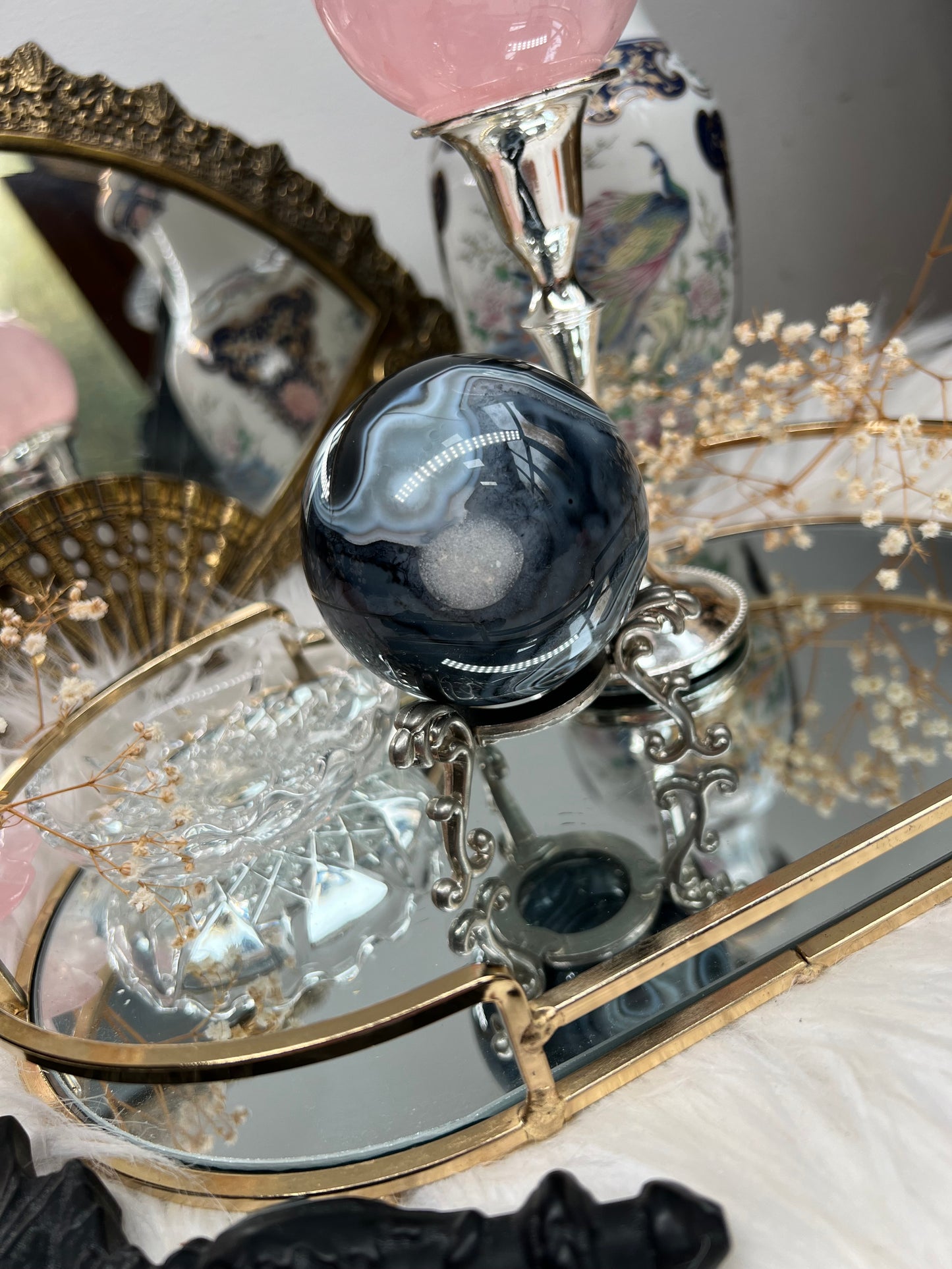 Black agate sphere A