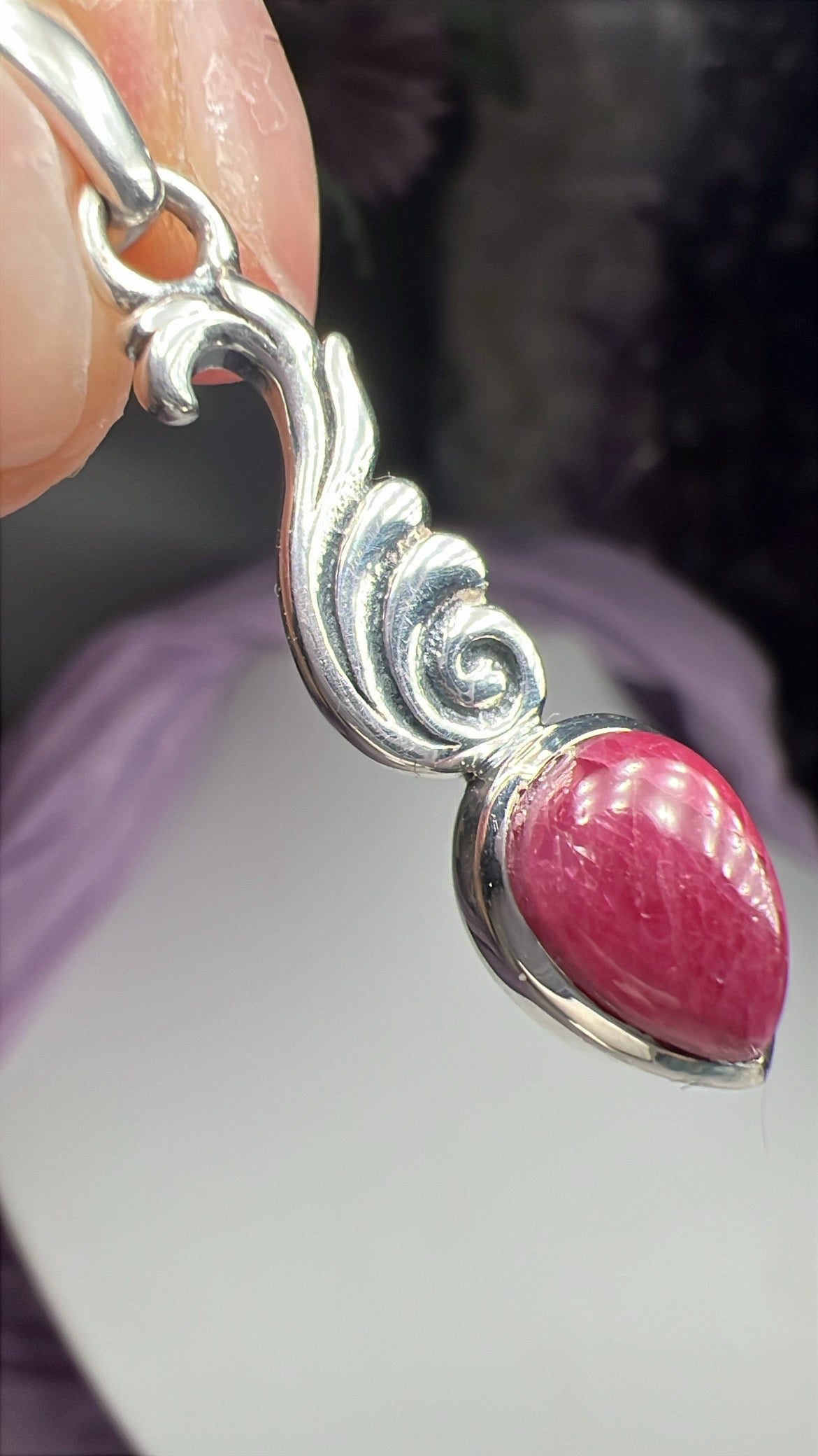 Ruby teardrop Celtic vintage style Natural UV reactive crystal pendant from 📍India - 925silver