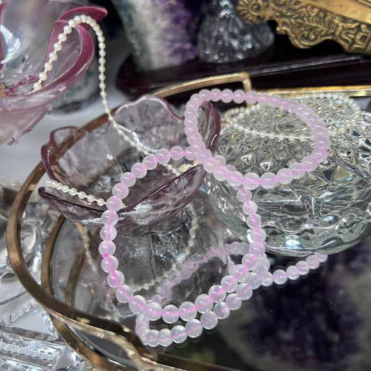 Pink banded calcite uv reactive crystal beaded bracelet - 6mm