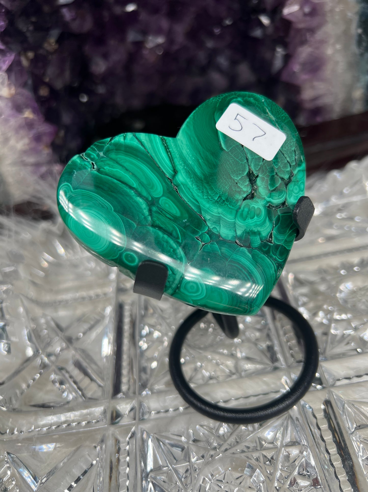 Malachite heart #A with black Matt stand included