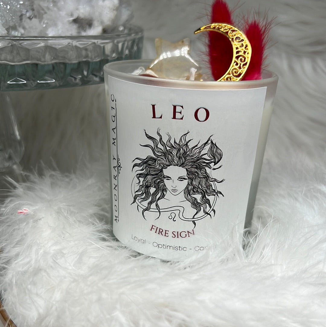 Leo crystal candle