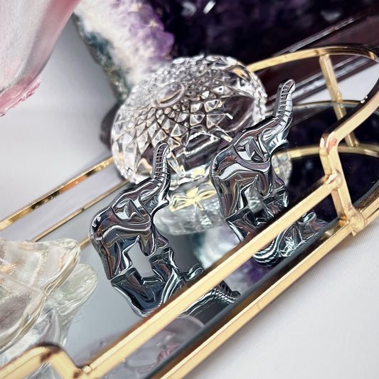 Hematite Natural elephant carving