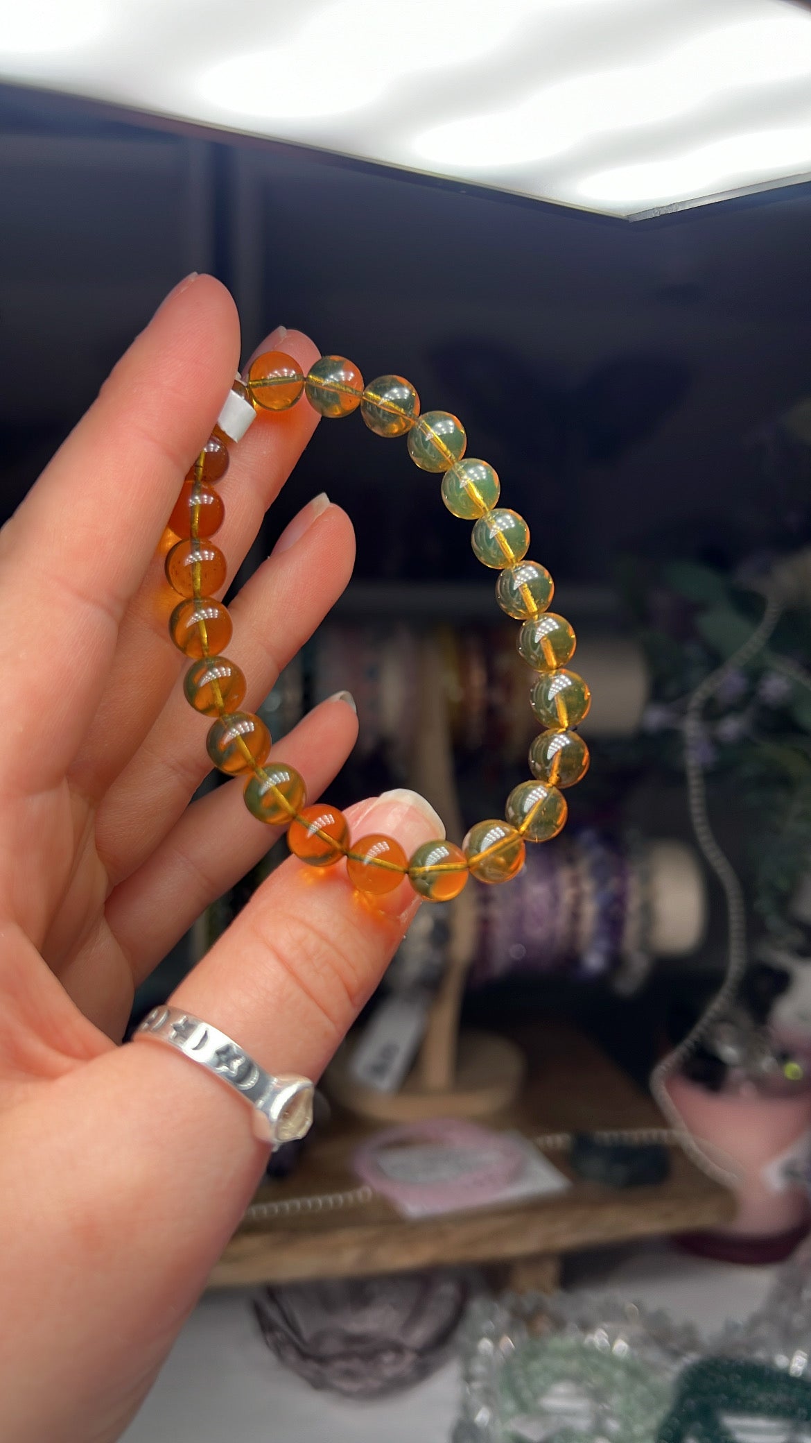 Natural Blue Amber uv reactive beaded bracelet - 8mm