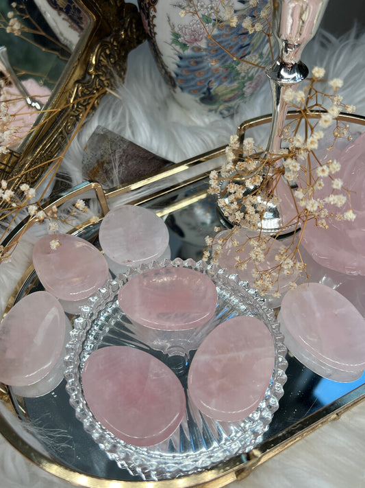 Rose quartz round shape crystal worry stone