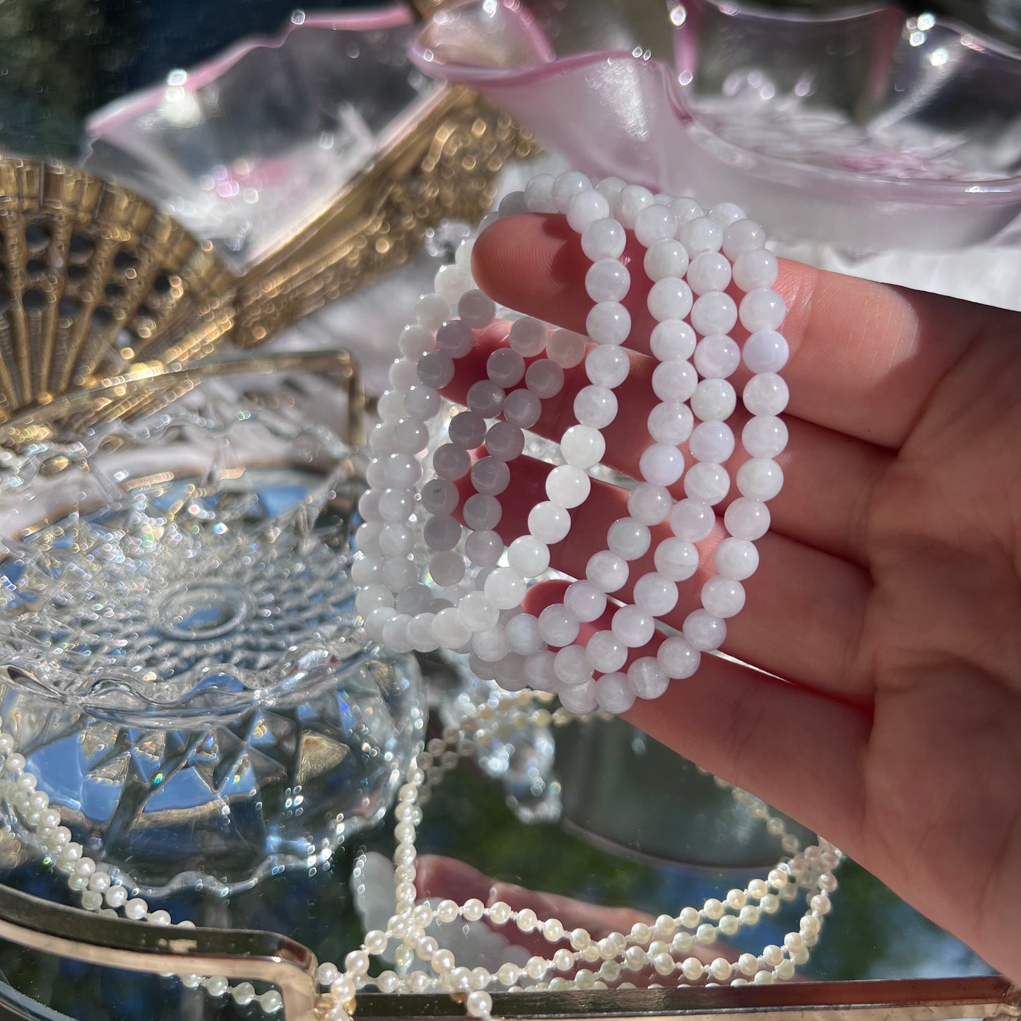 White Jade beaded bracelet - 5.8mm