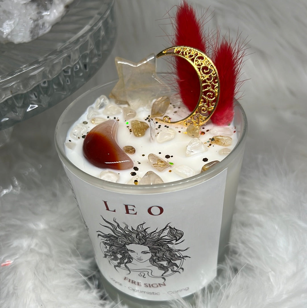 Leo crystal candle