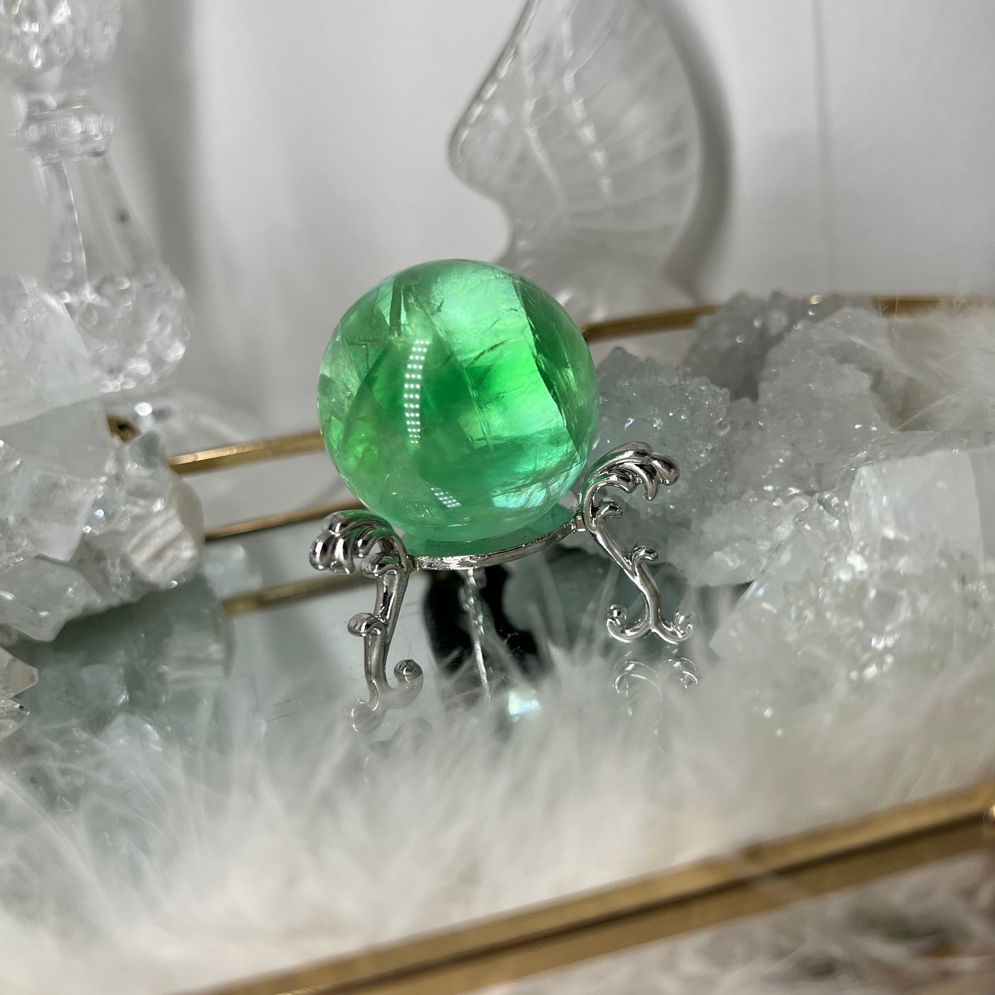 Green rainbow fluorite sphere *C