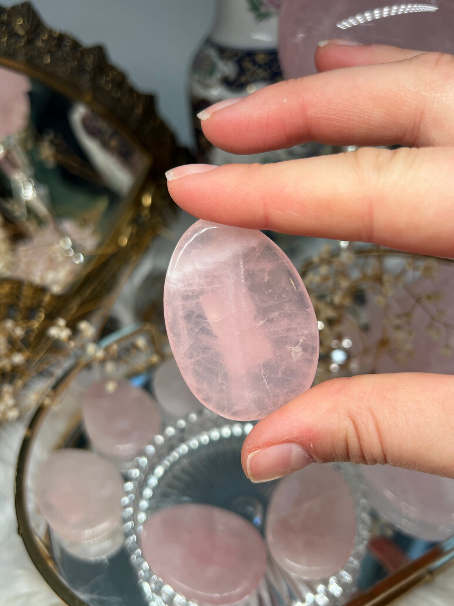 Rose quartz round shape crystal worry stone