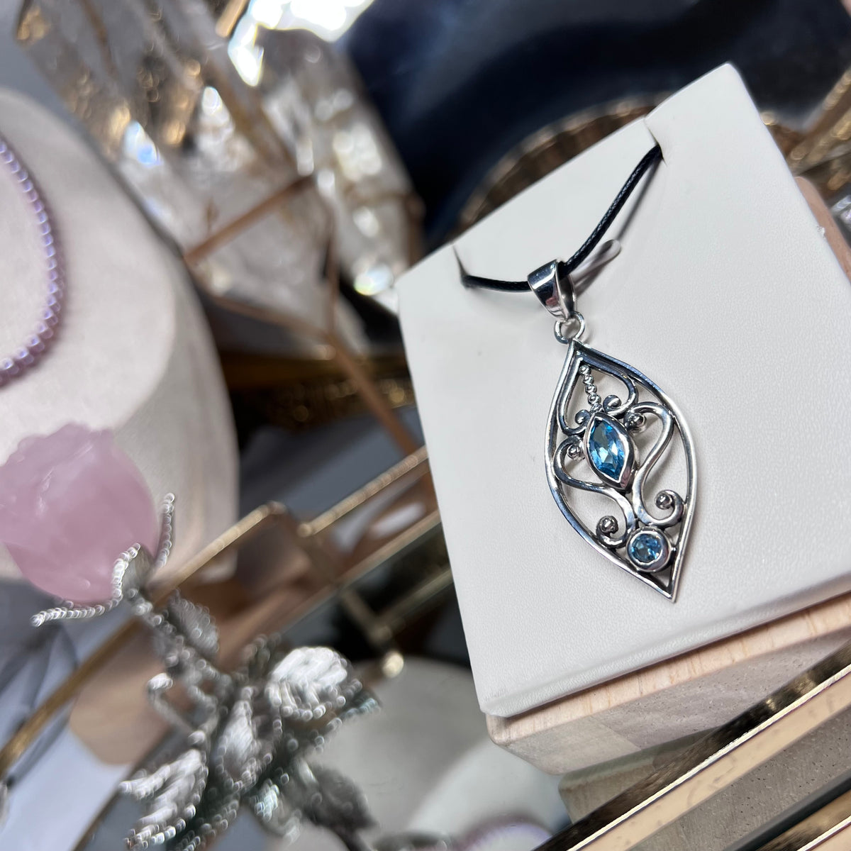 Faceted Blue Topaz pendant - 925 silver