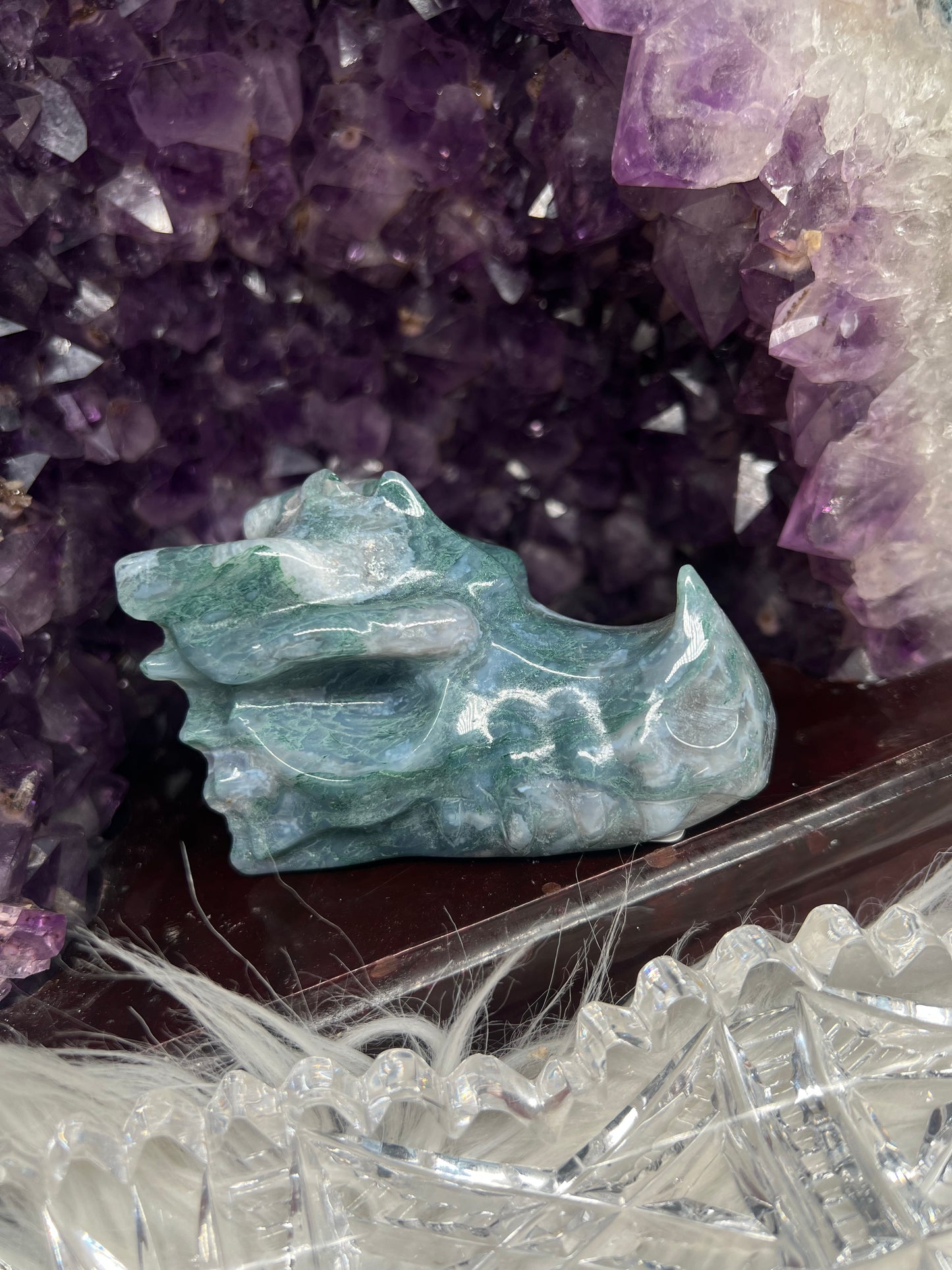 Moss agate dragon head carving