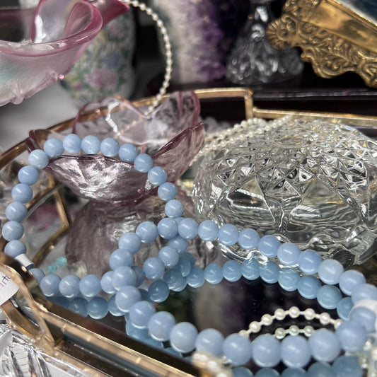 Angelite Crystal beaded bracelet - 7.6mm