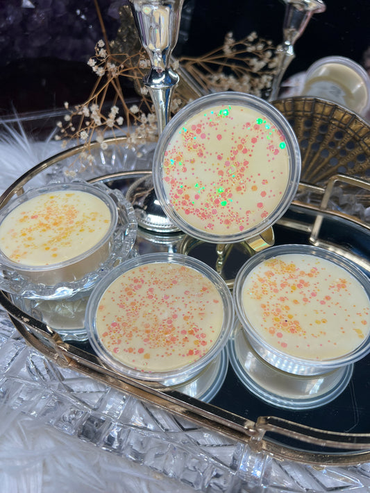 Banana milkshake sample pot wax melt