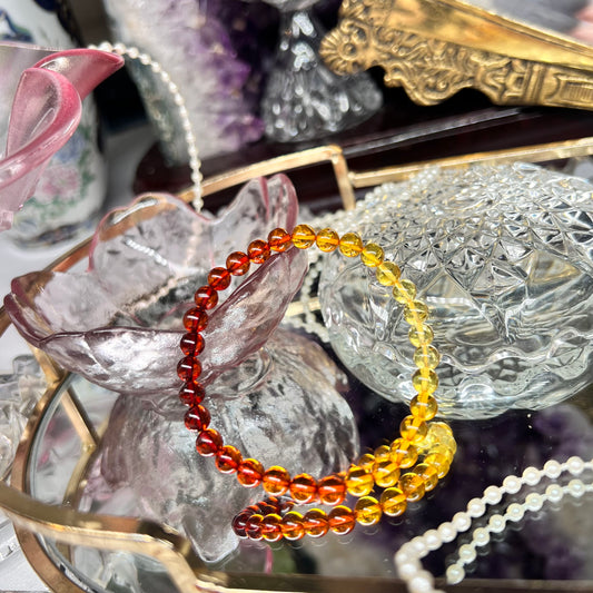 Ombré Amber uv reactive beaded bracelet - 5.7mm