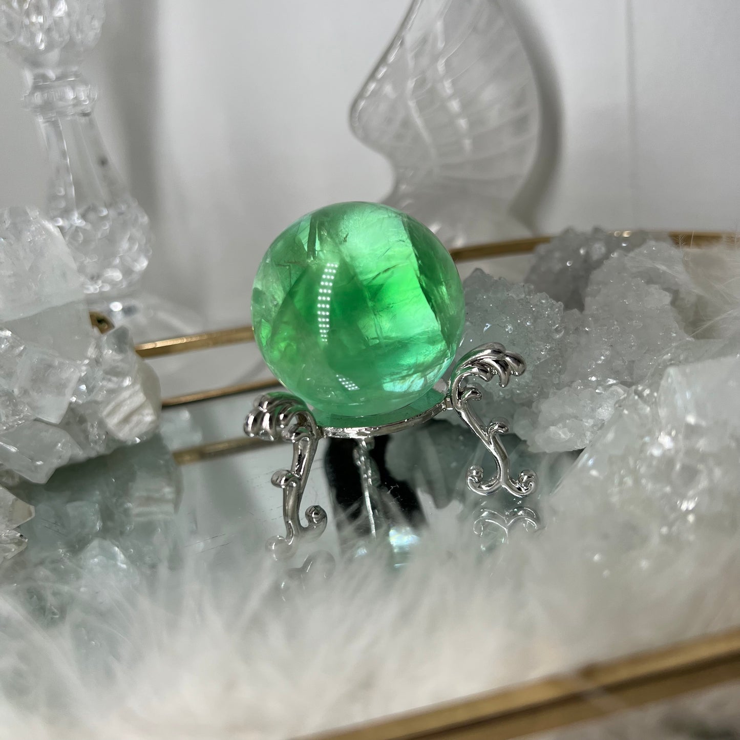 Green rainbow fluorite sphere *C