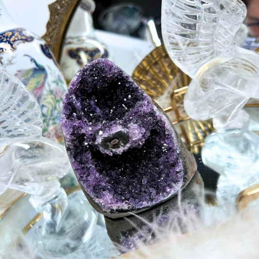 Amethyst stalactite cut base high quality!