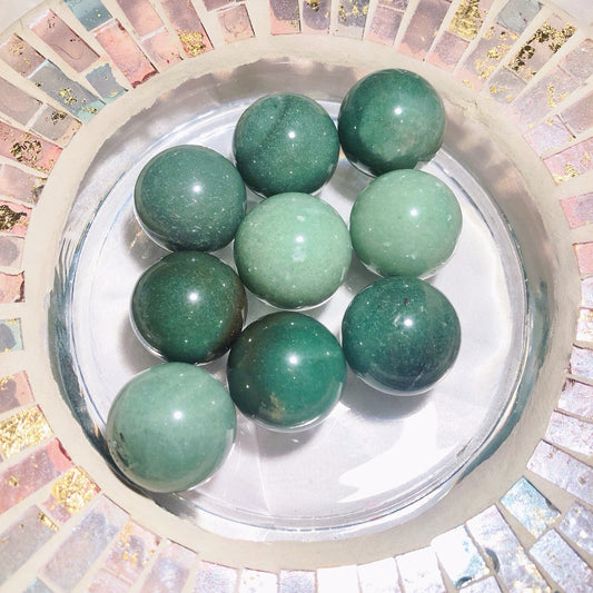 Green aventurine Sphere M