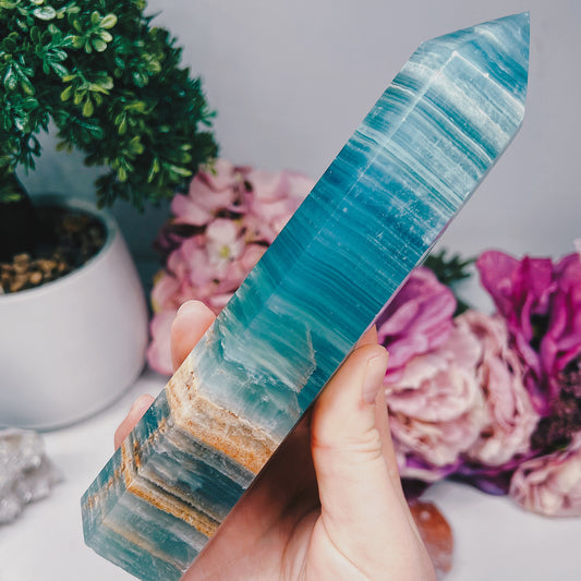 Blue Aquatine calcite (blue onyx) tower